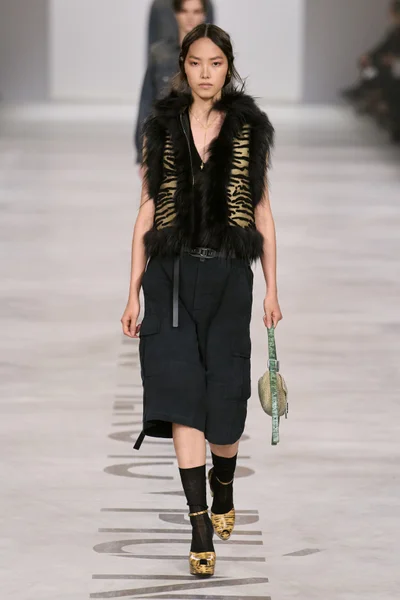 Look 39